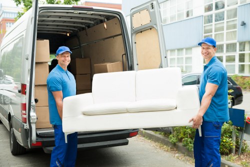 Professional packing services in Blackfen for a smooth home move